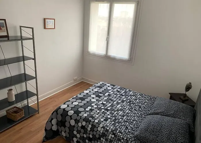 De Charme, 76 M2, Quartier St Gabriel Διαμέρισμα *